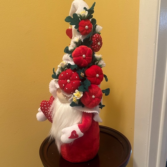 Adorable “New” Valentines Plush Gnome Doll Pumpkin and Flower Hat hanging hearts - Picture 4 of 10